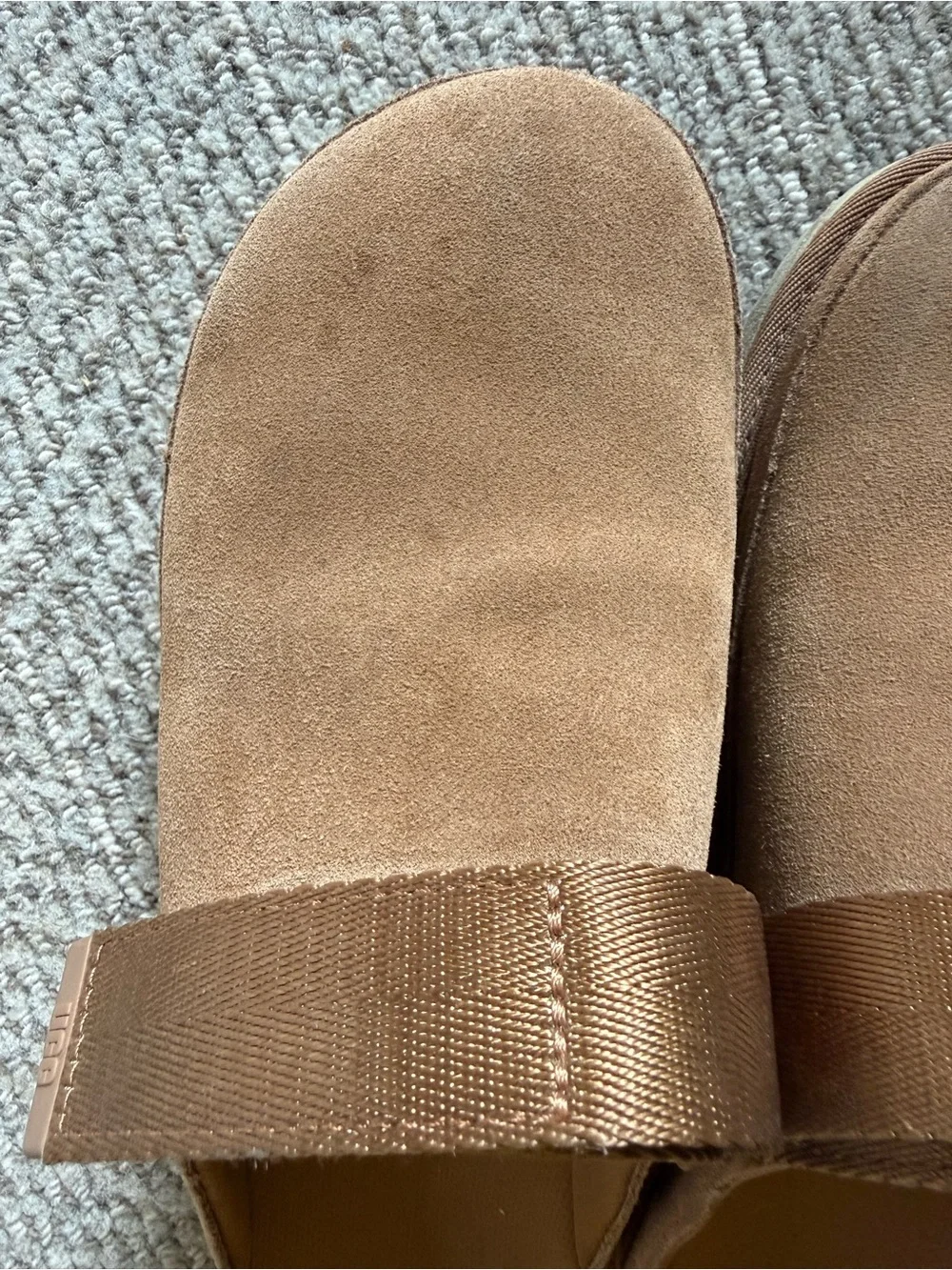 UGG Goldenstar Clogs - Picture 7 of 8